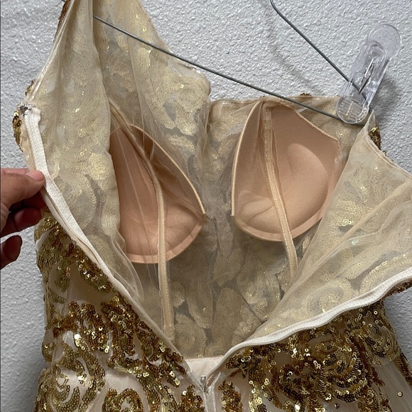 MORILEE SEQUIN ONE SHOULDER SHORT PARTY DRESS - Picture 5 of 11